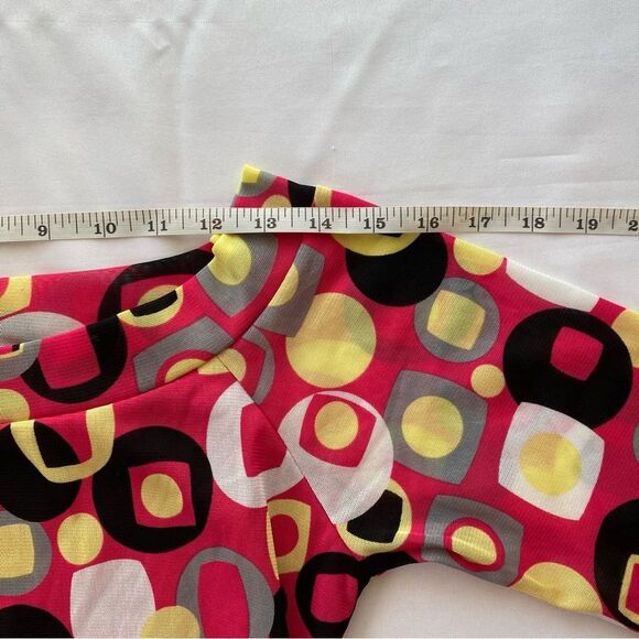 Y2K Beware Bright Pink Abstract Mesh Blouse Size Small - Picture 13 of 16